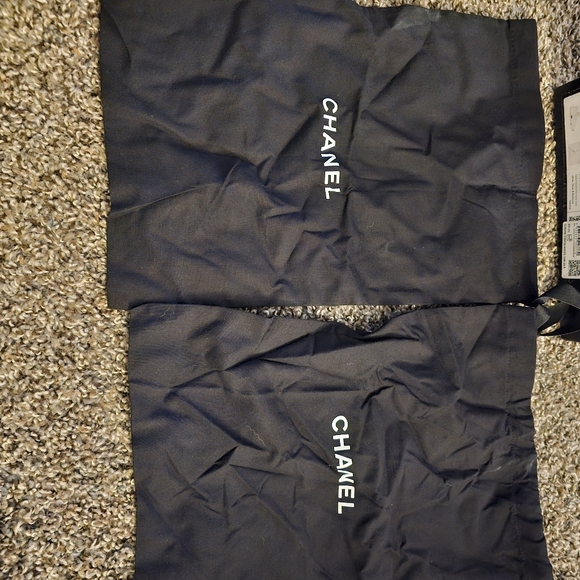 Chanel sneakers white/silver sz 8.5 eu 39.5 - Picture 2 of 9